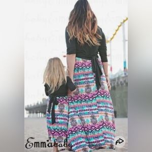 EmmaBaby Autumn Black Knit Top White Multi-Color Maxi-Dress Size Medium